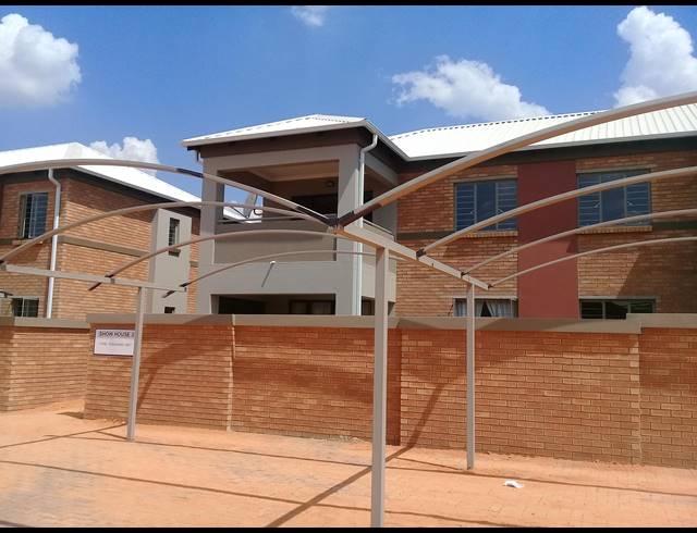2 BEDROOM TOWNHOUSE SOLD IN ANDEON
